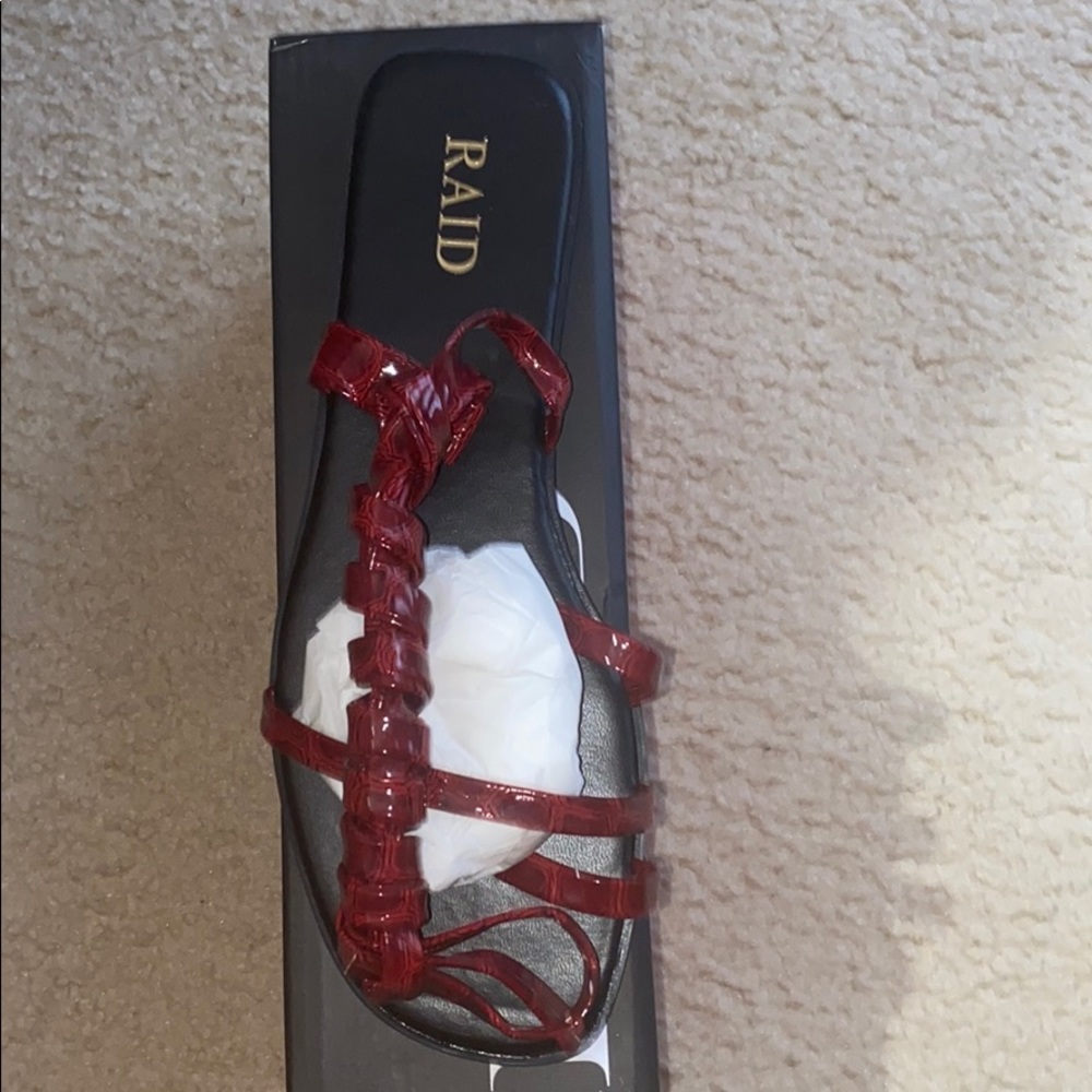 NEW Wine Sandals - Picture 4 of 4
